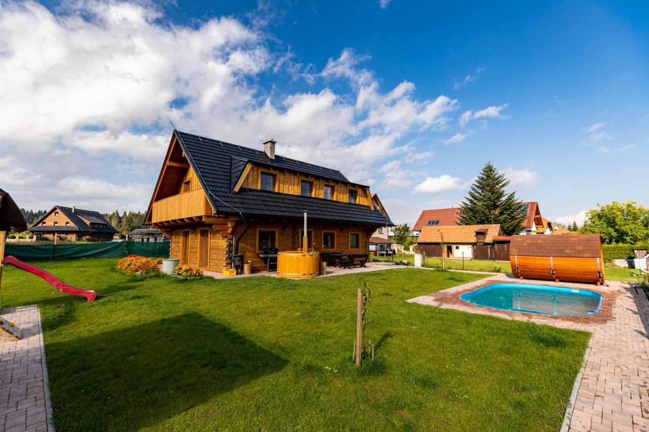 Drevenice Liptov - Ski & Hiking Apartments Lazisko Esterno foto