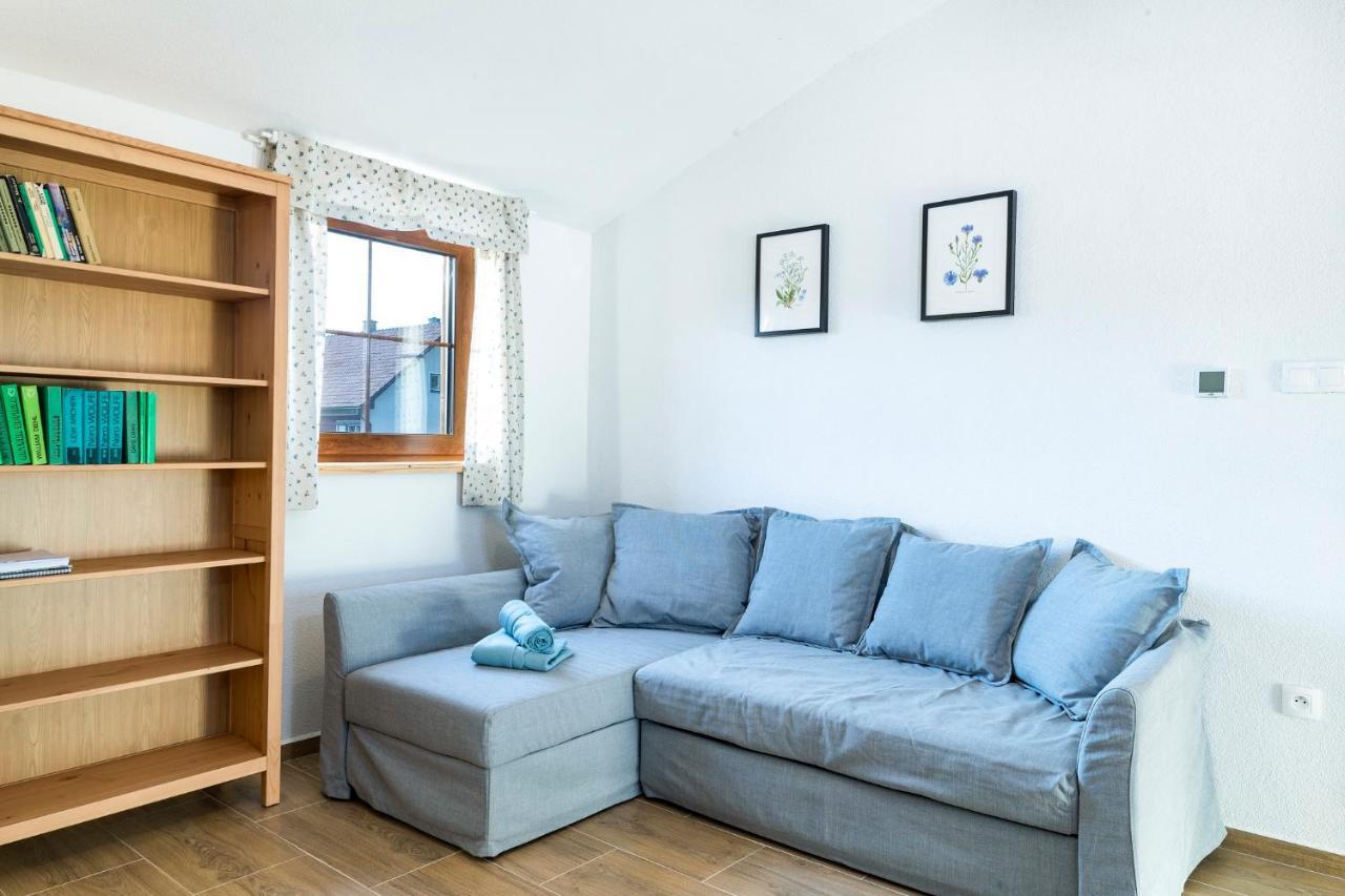Drevenice Liptov - Ski & Hiking Apartments Lazisko Esterno foto