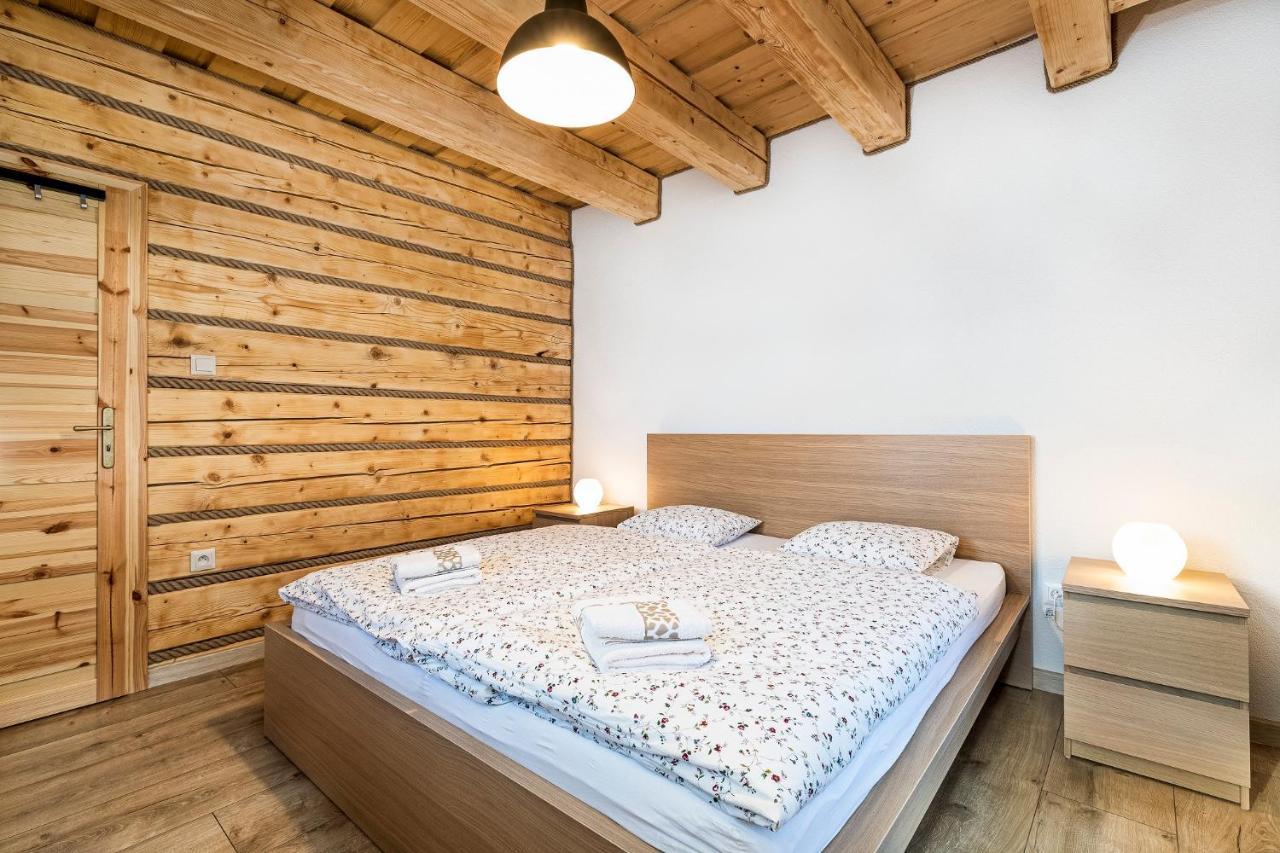 Drevenice Liptov - Ski & Hiking Apartments Lazisko Esterno foto