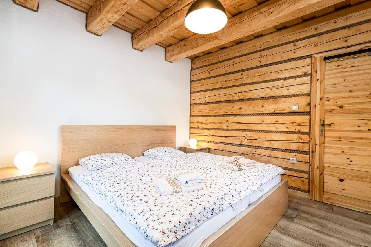 Drevenice Liptov - Ski & Hiking Apartments Lazisko Esterno foto