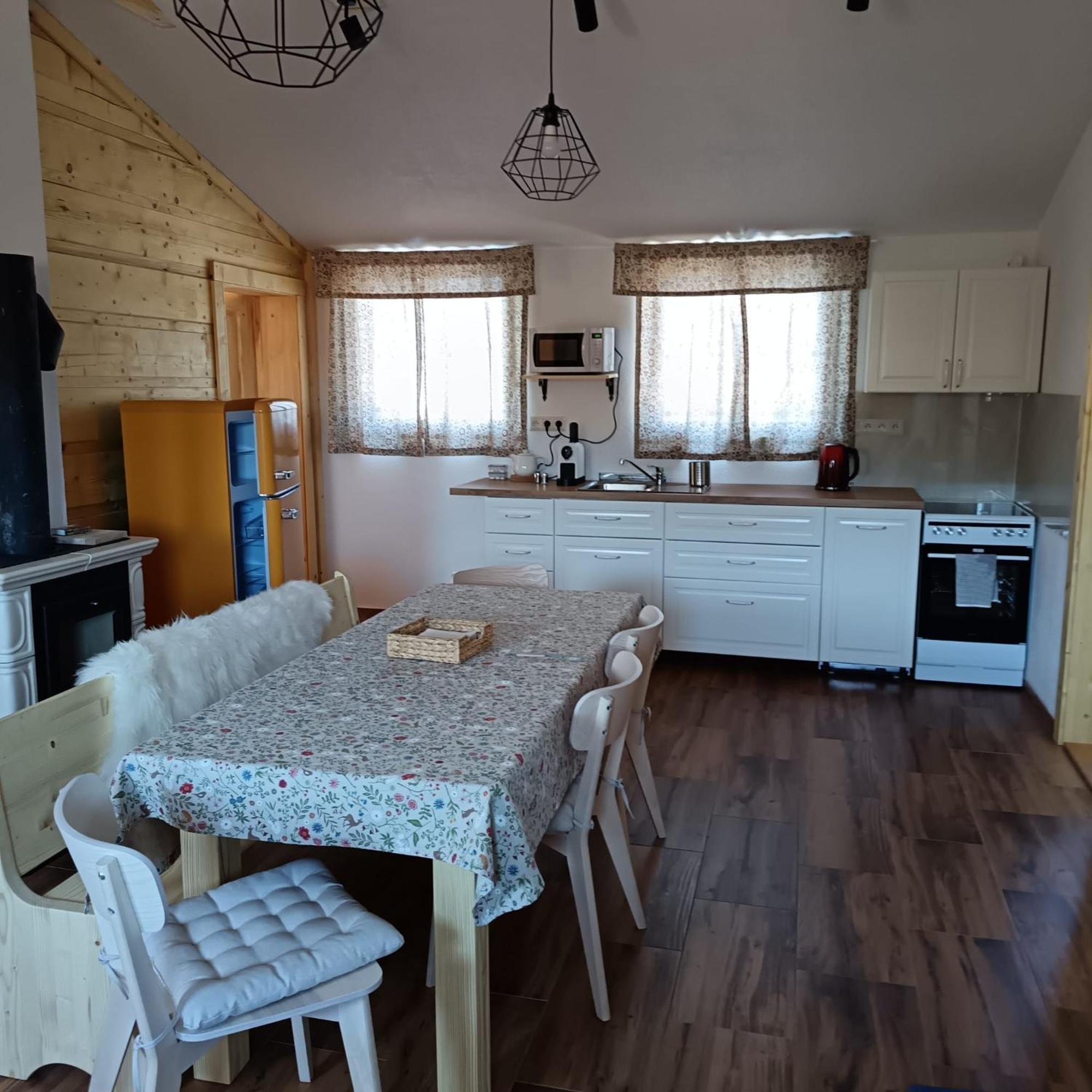 Drevenice Liptov - Ski & Hiking Apartments Lazisko Esterno foto